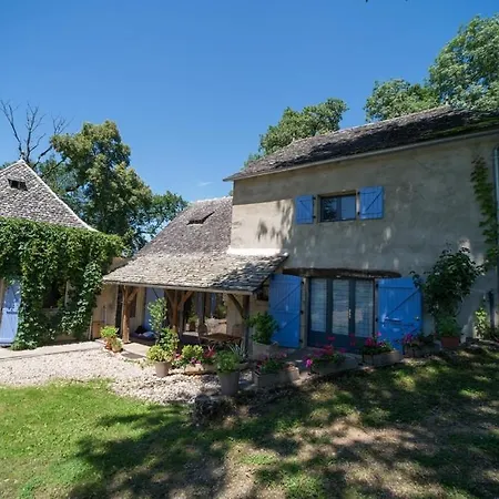 D'hotes La Source Aveyron Konukevi 3*